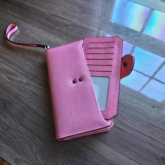 Ladies Pink Bi Fold Wallet NEW No Tags - Picture 2 of 5